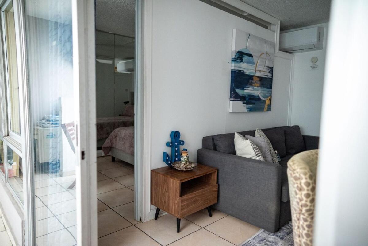 Steps From Foxwoods- Beachfront Retreat With Pools サンジョアン エクステリア 写真