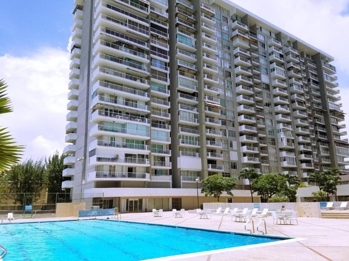 Steps From Foxwoods- Beachfront Retreat With Pools サンジョアン エクステリア 写真